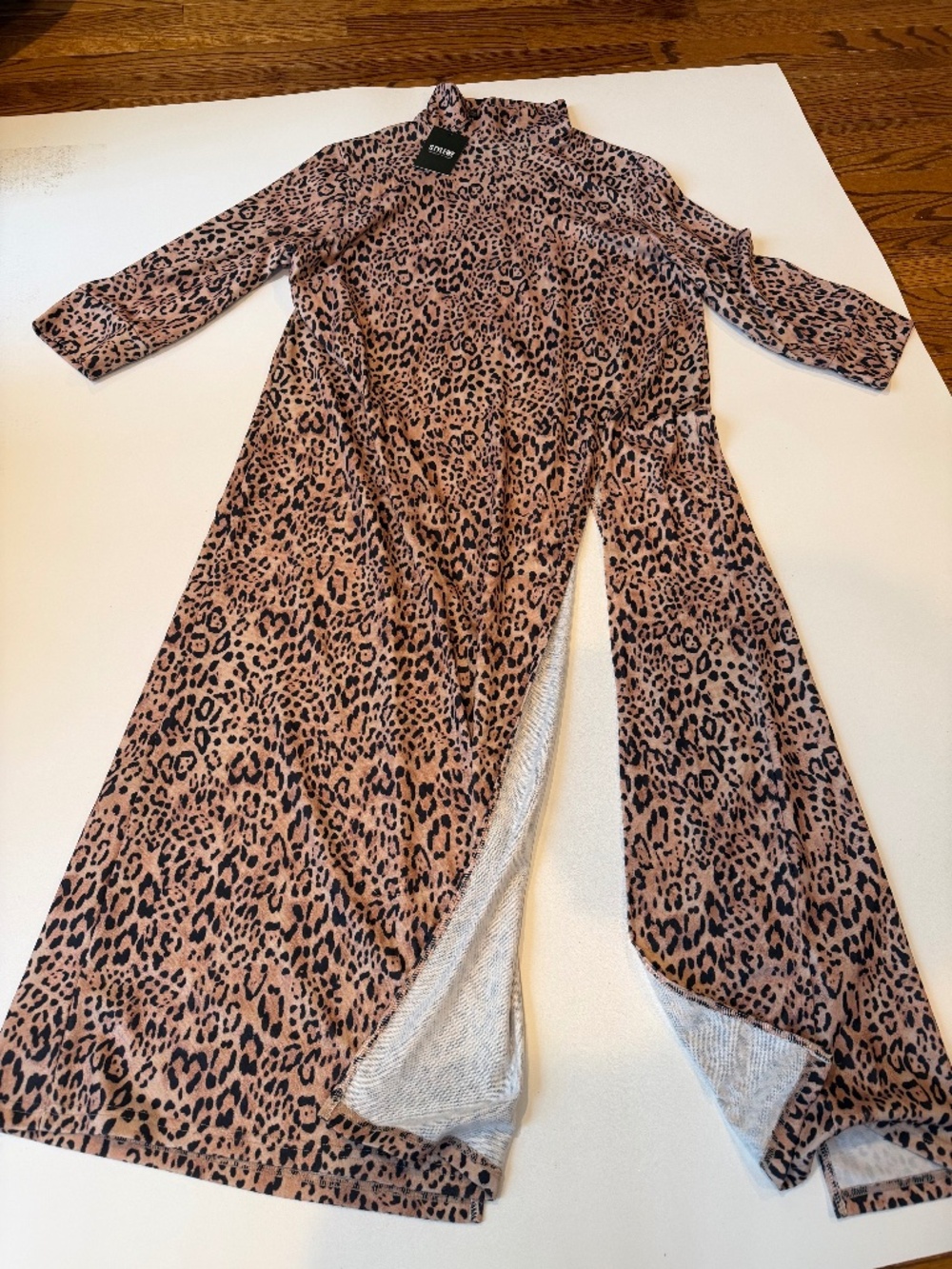 NWT - KNIT MAXI DRESS WITH FLYAWAY SLITS - LEOPARD PATTERN
